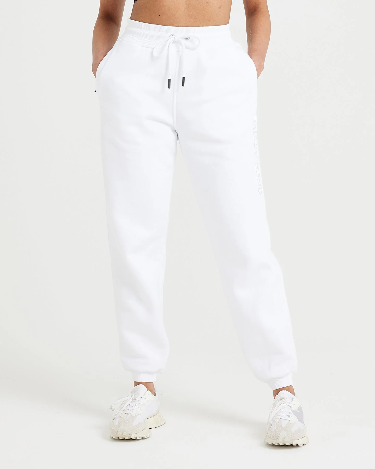 Classic Lounge Joggers | White