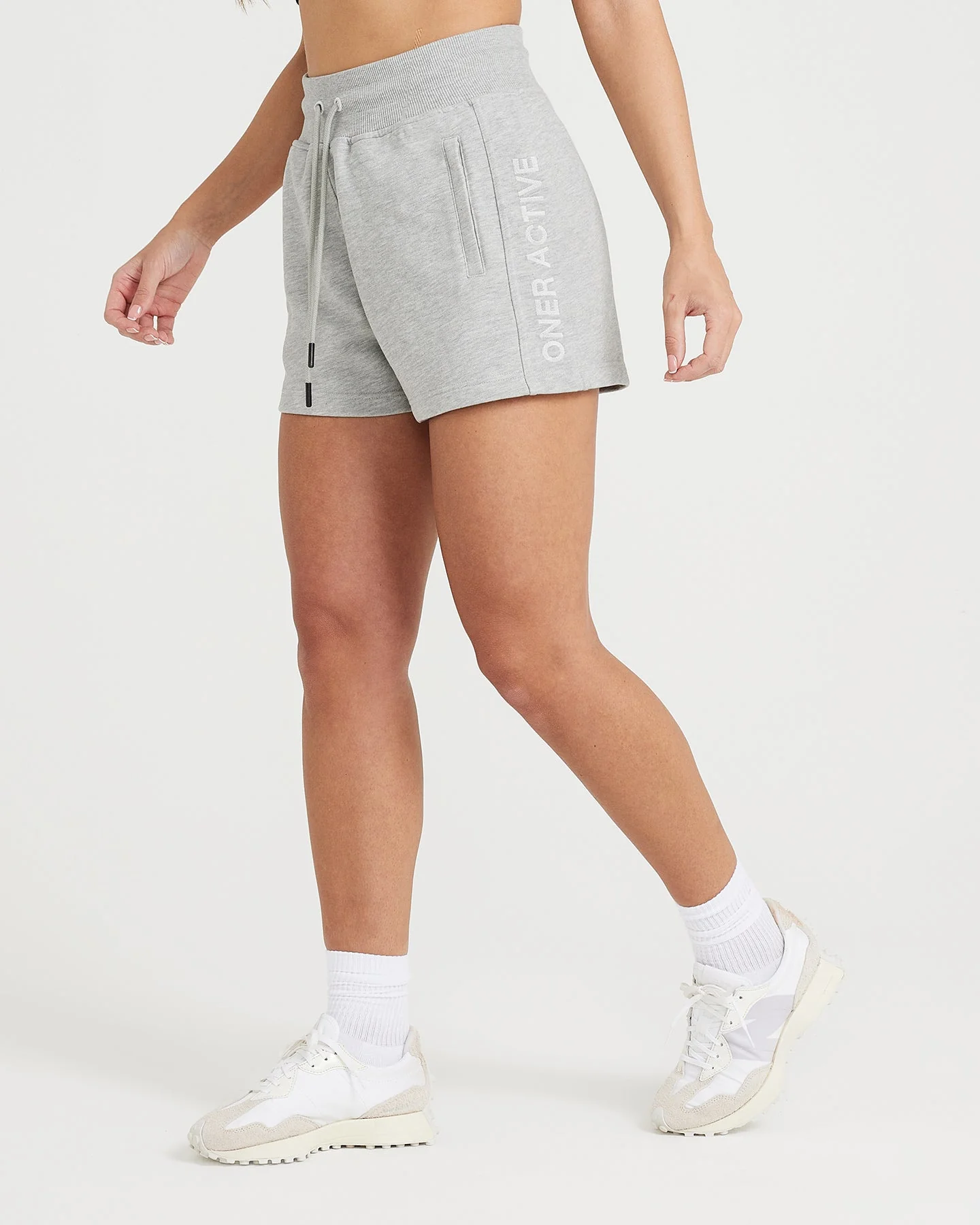 Classic Lounge Lightweight Shorts | Silver Marl - Image 3