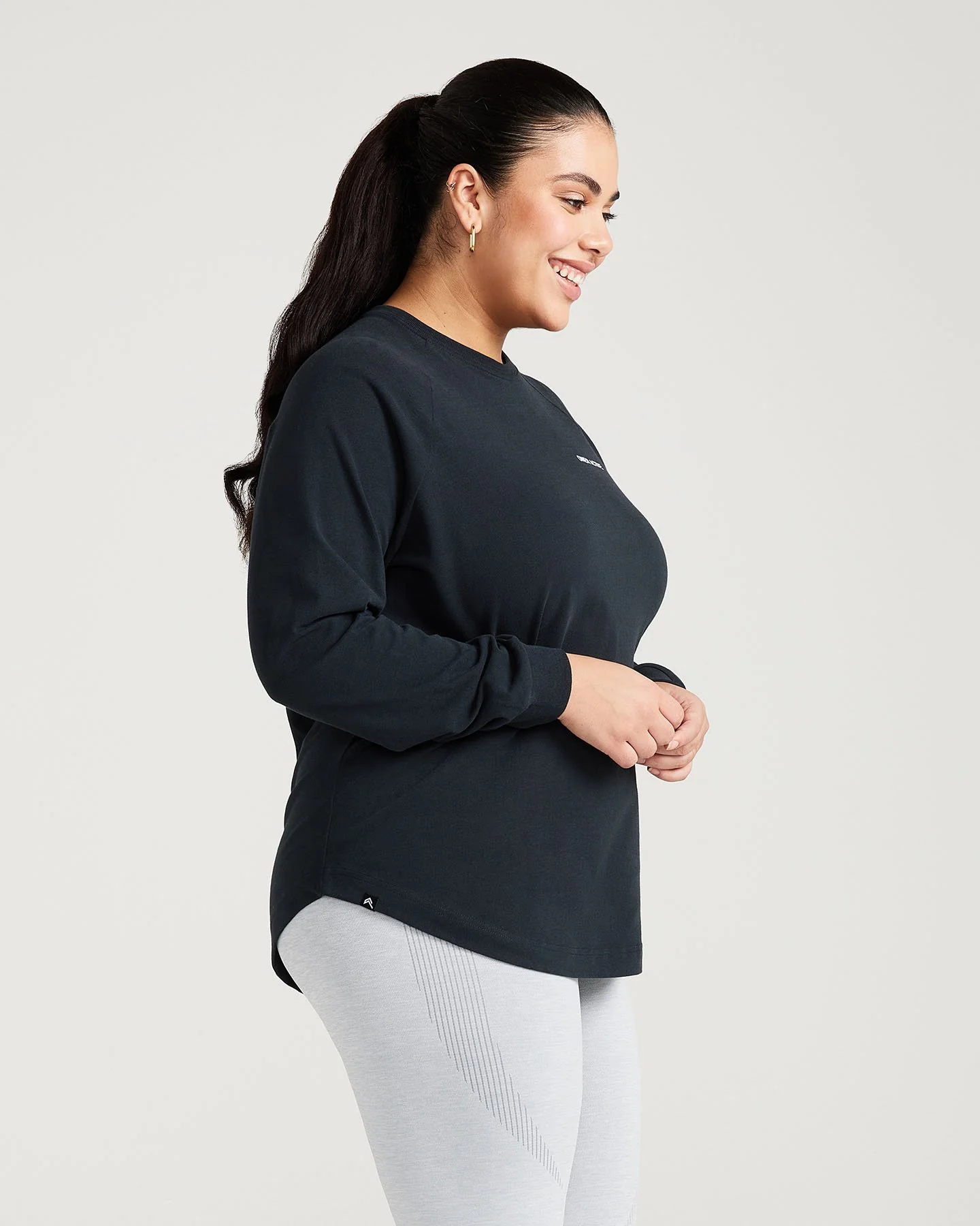 Classic Oversized Long Sleeve Tee | Black - Image 5