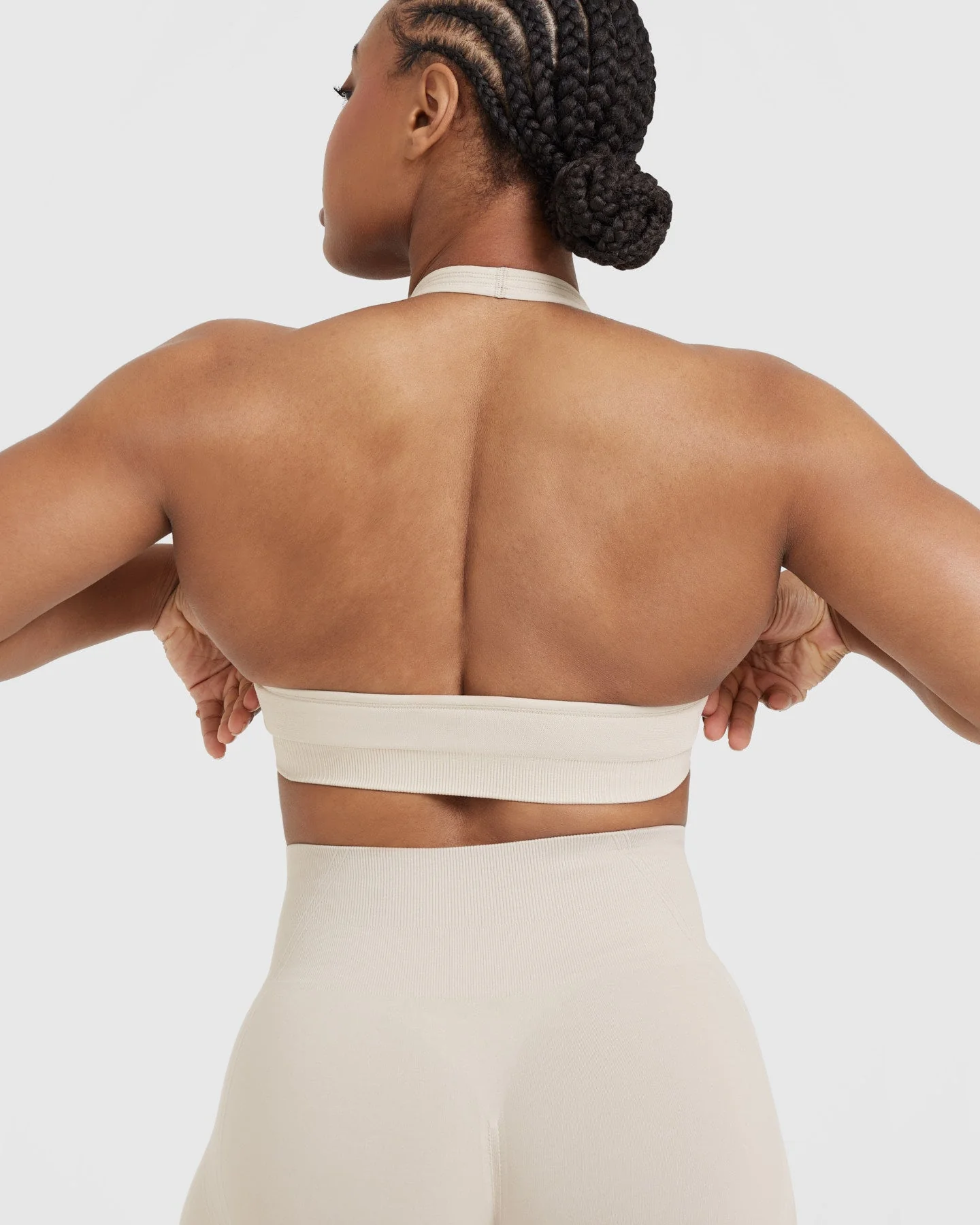 Classic Seamless 2.0 Halter Neck Bralette | Sand Marl - Image 5