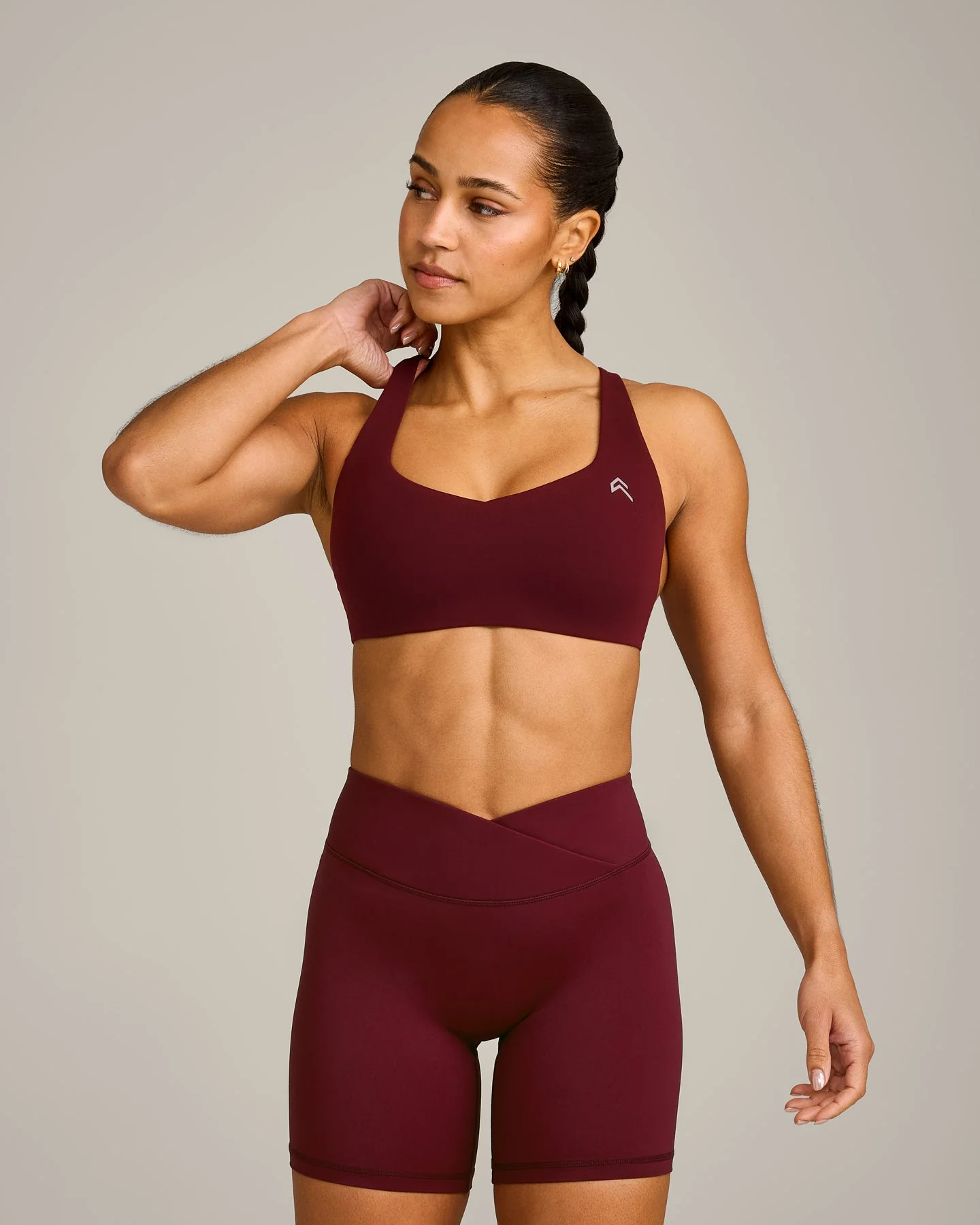 EasyLift™ Cross Back Sports Bra with Grey Logo | Rosewood