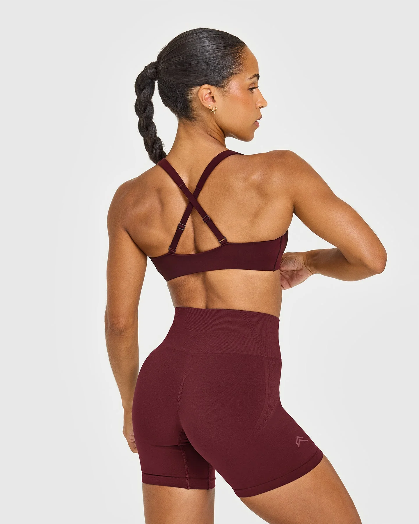 EasyLift™ Cross Back Sports Bra with White Logo | Rosewood - Image 5