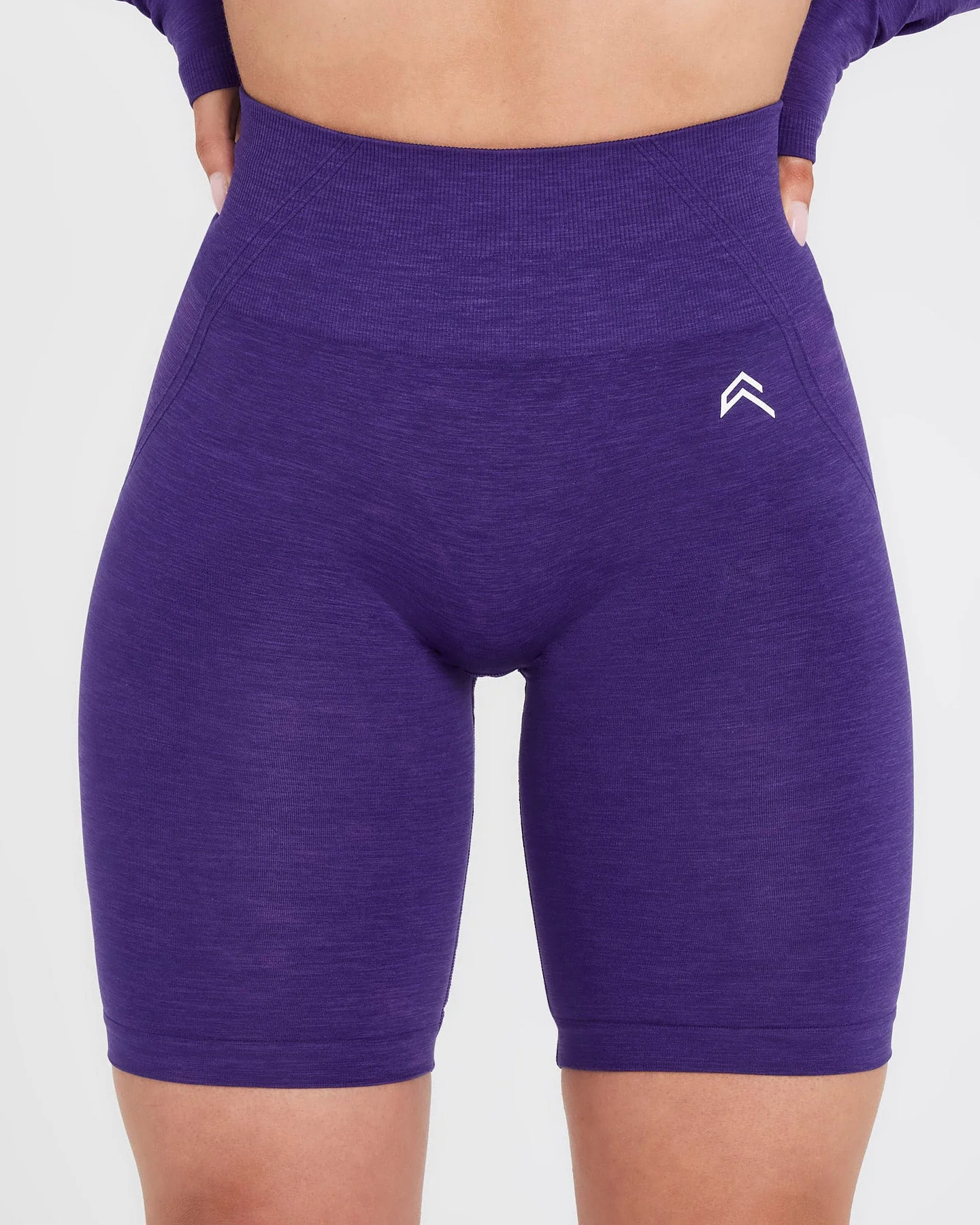 EffortlessLift™ Seamless Cycling Shorts with White Logo | Amethyst - Image 4