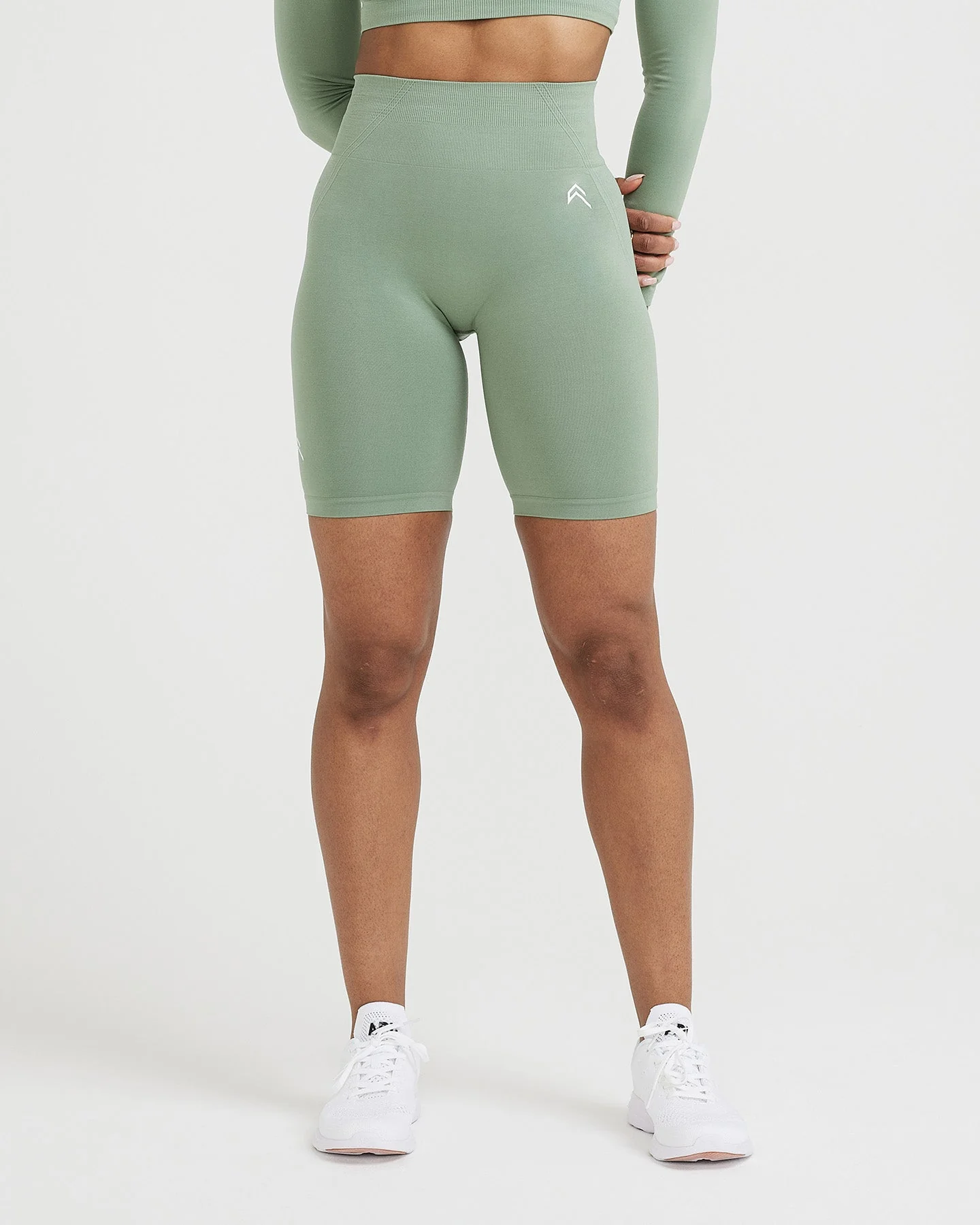 EffortlessLift™ Seamless Cycling Shorts with White Logo | Sage