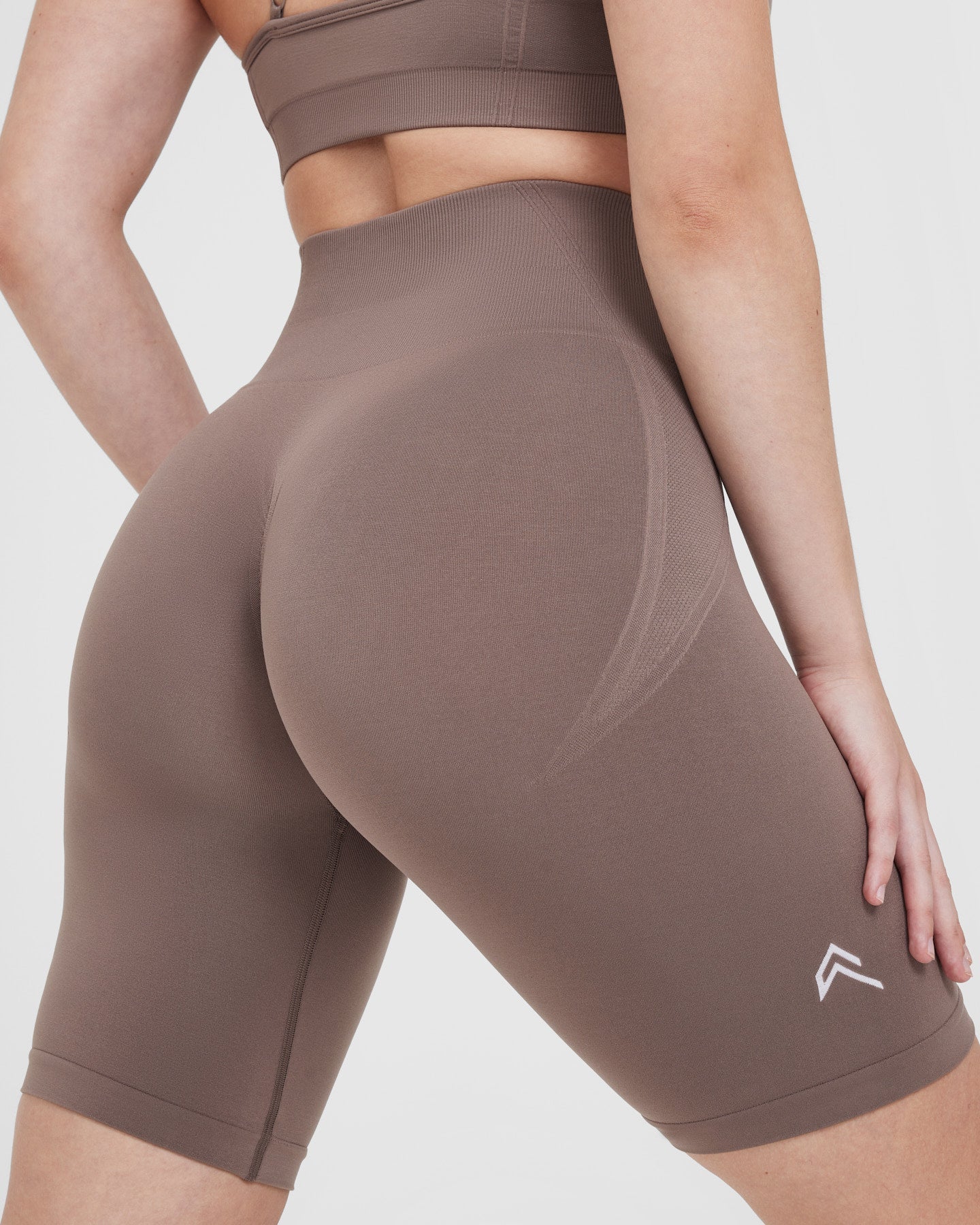 EffortlessLift™ Seamless Cycling Shorts | Washed Cool Brown - Image 5