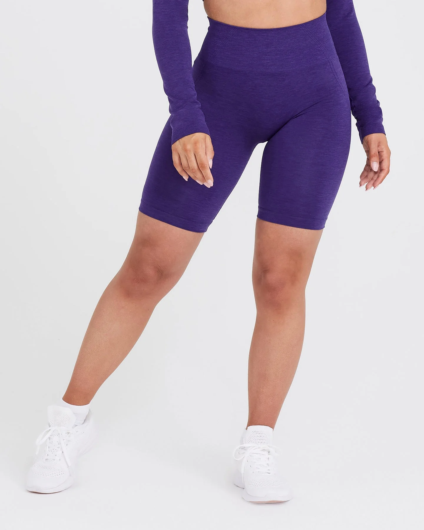 EffortlessLift™ Seamless Cycling Shorts with White Logo | Amethyst - Image 4