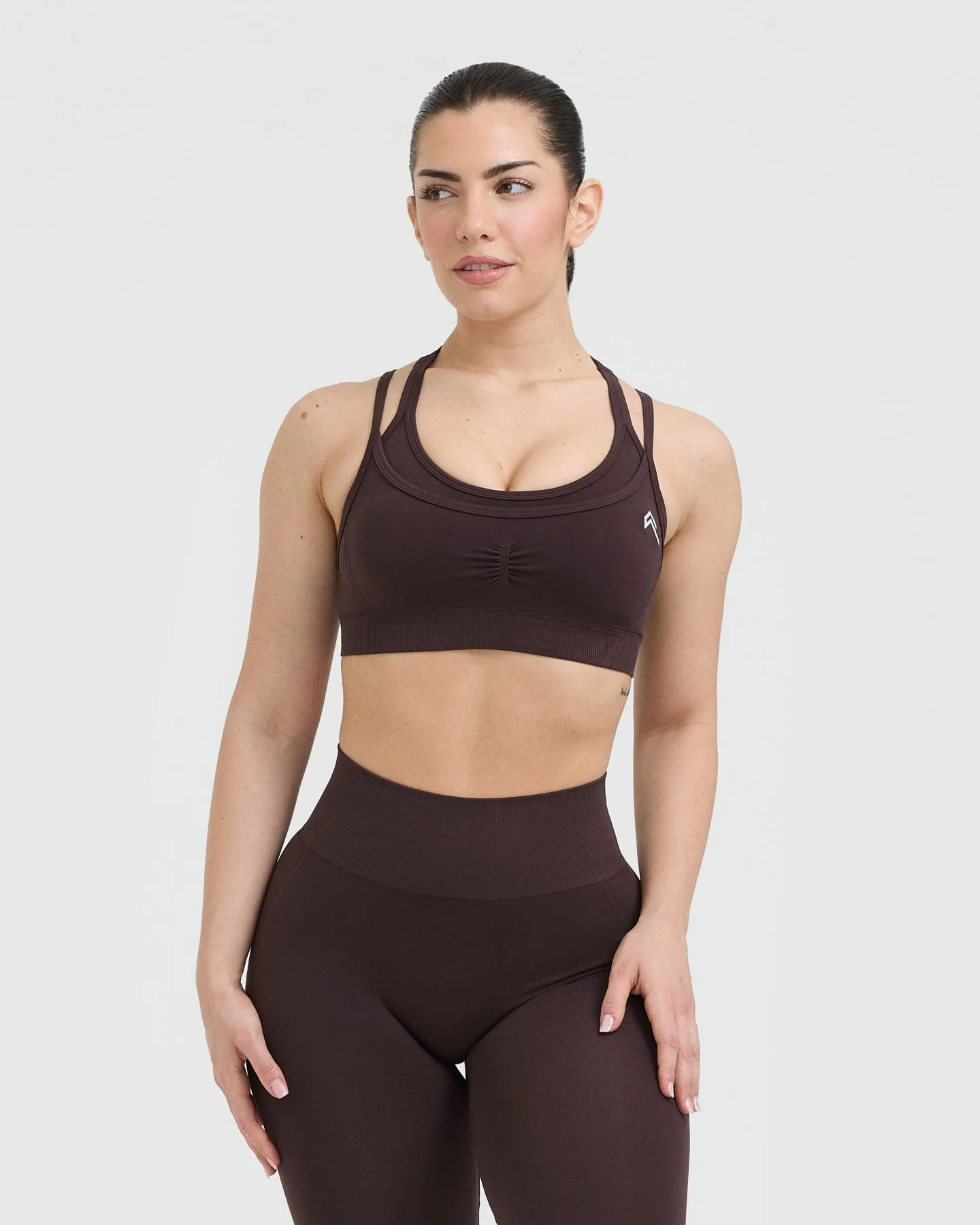 EffortlessLift™ Seamless Layered Sports Bra with White Logo | Plum Brown