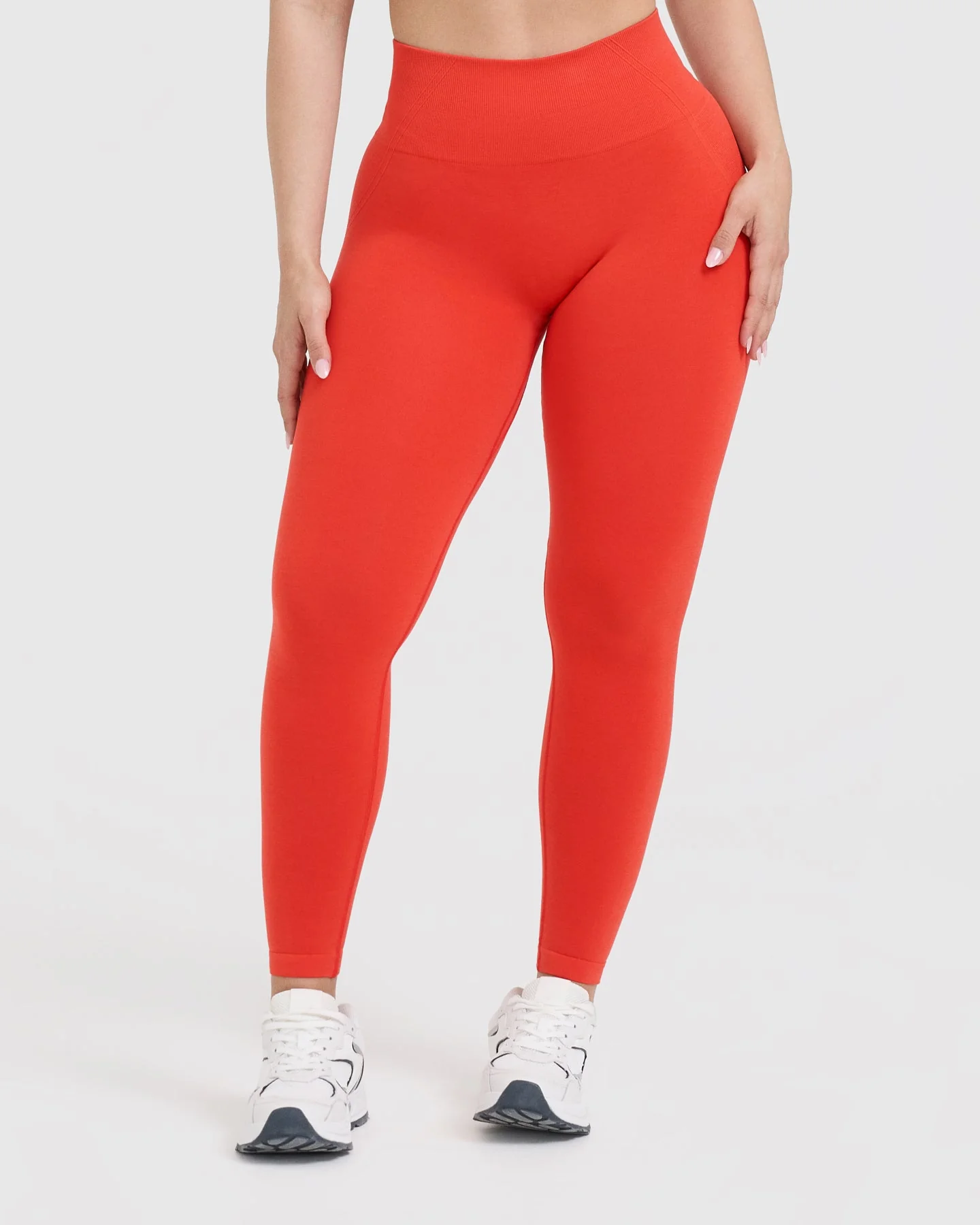 EffortlessLift™ Seamless Leggings with White Logo | Charged Orange