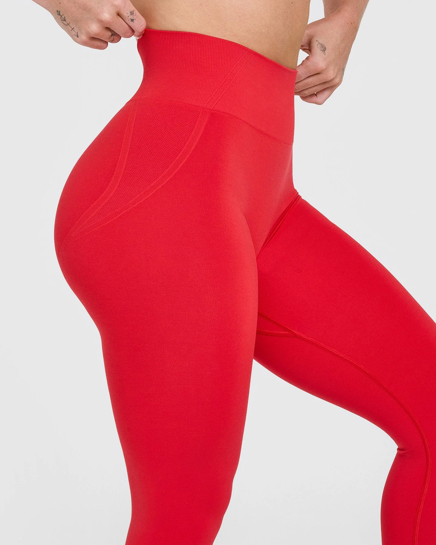 EffortlessLift™ Seamless Leggings with White Logo | Muscle Mommy Red - Image 4