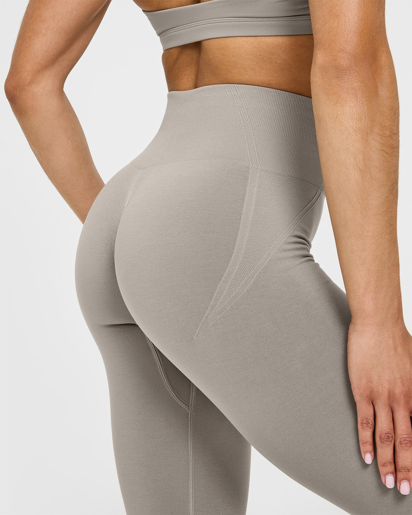 EffortlessLift™ Seamless Leggings with White Logo | Warm Sand - Image 5