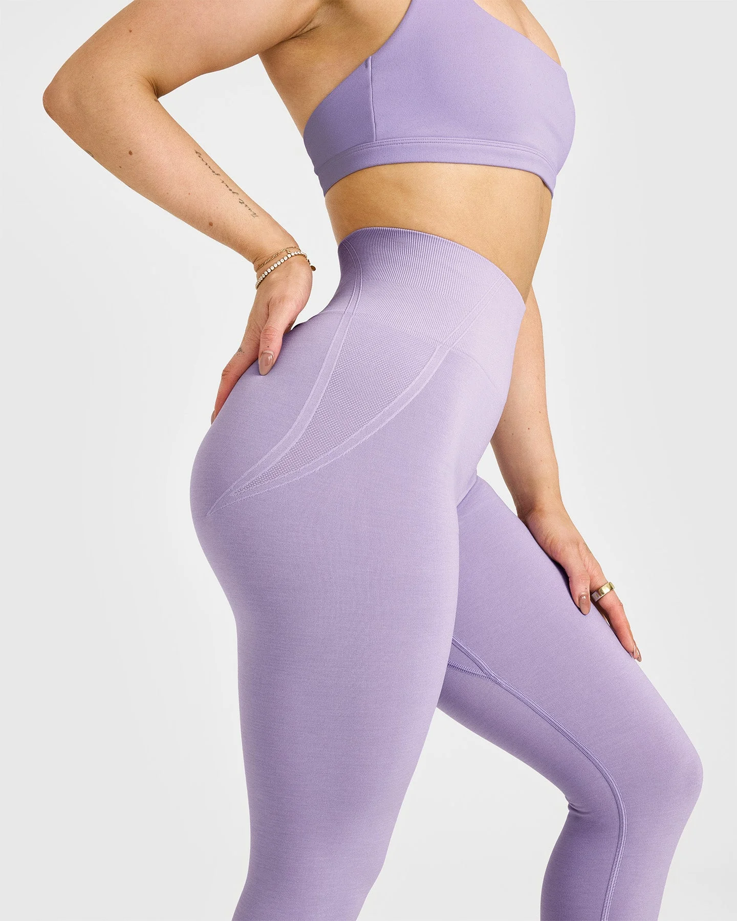 EffortlessLift™ Seamless Leggings with White Logo | Wisteria Purple - Image 4