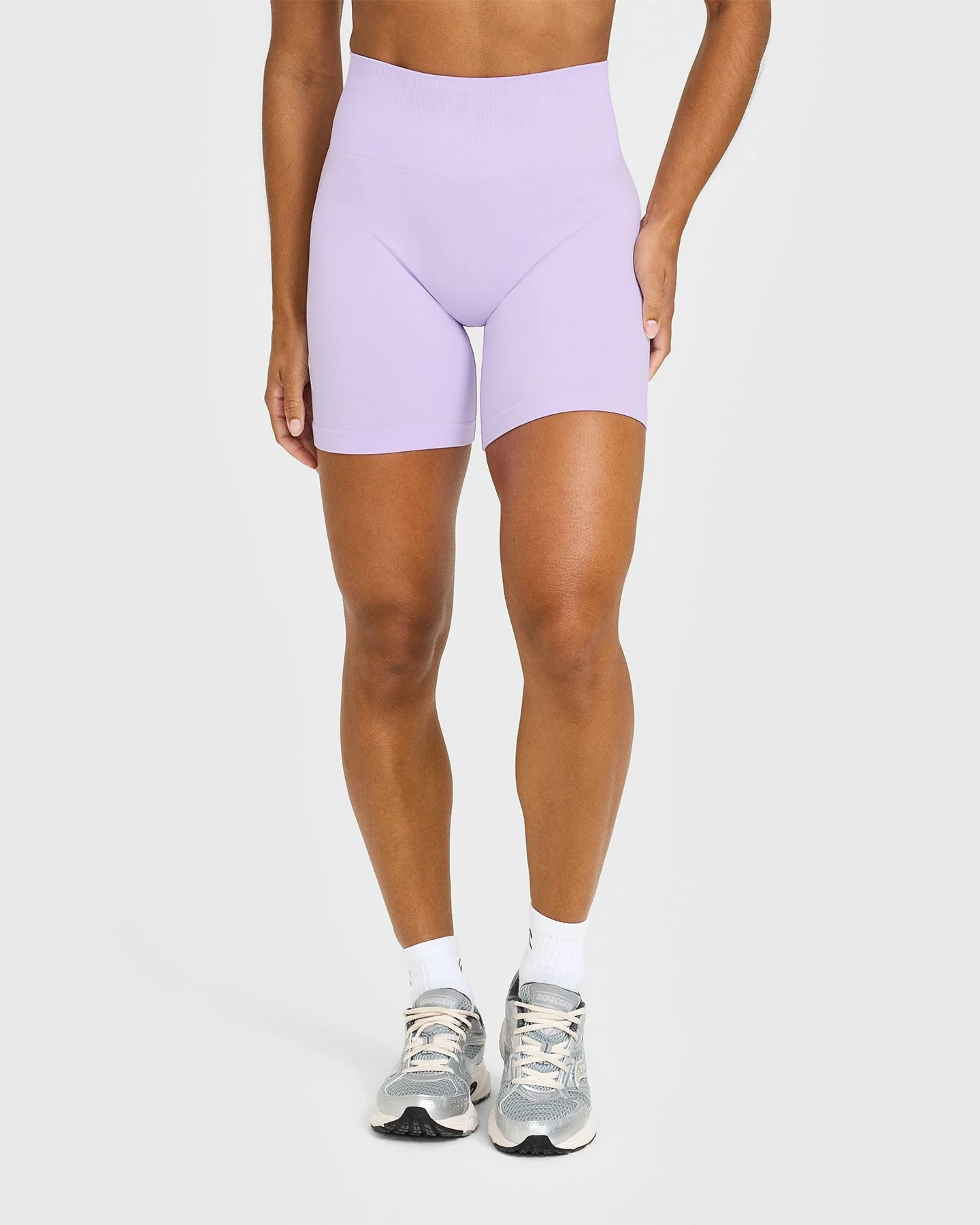 EffortlessLift™ Seamless Shorts with White Logo | Lavender Purple