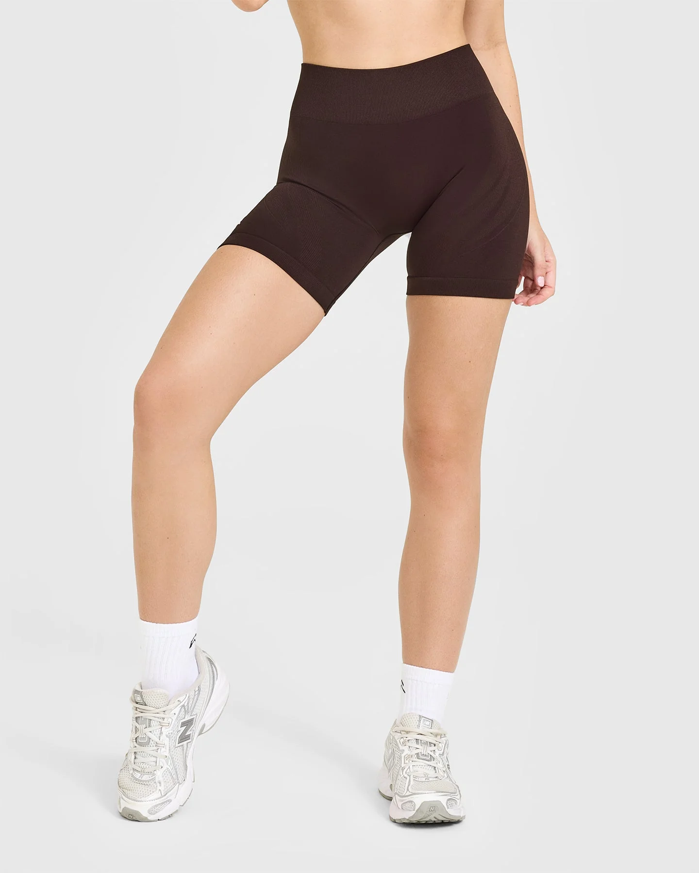EnhanceLift™ Seamless Shorts with White Logo | Plum Brown - Image 6