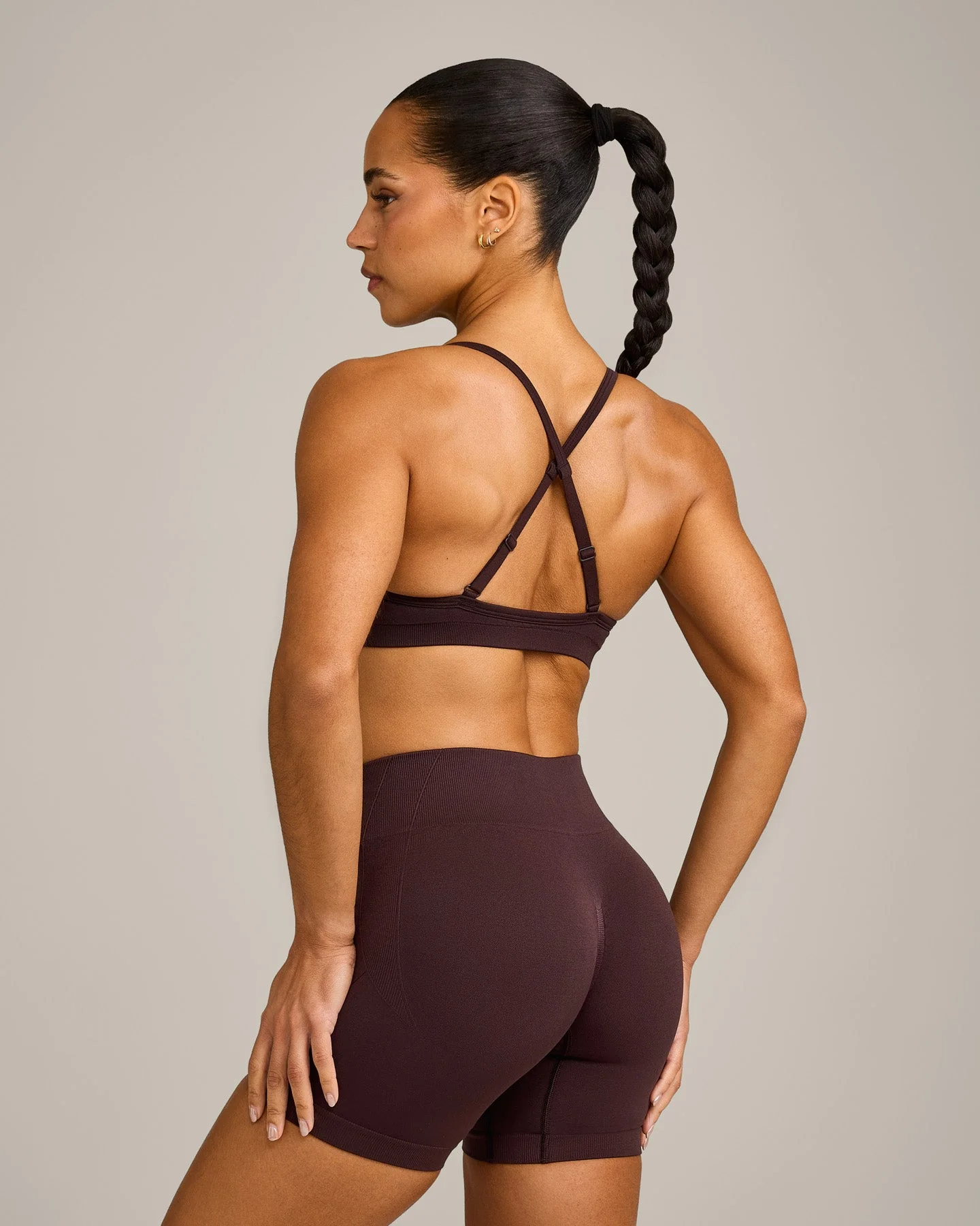 EnhanceLift™ Seamless Strappy Sports Bra with Grey Logo | Plum Brown - Image 2
