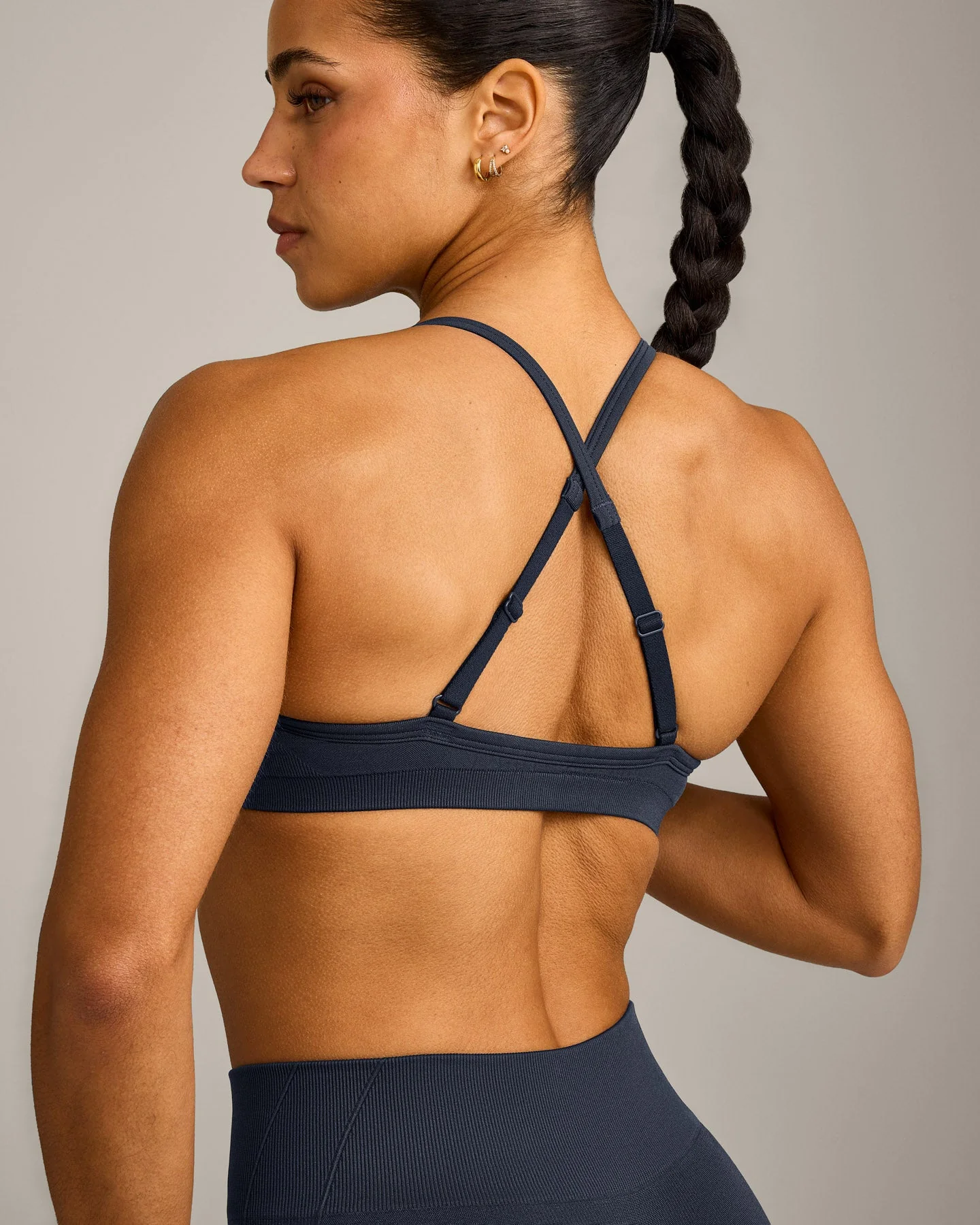 EnhanceLift™ Seamless Strappy Sports Bra with Grey Logo | True Blue - Image 4