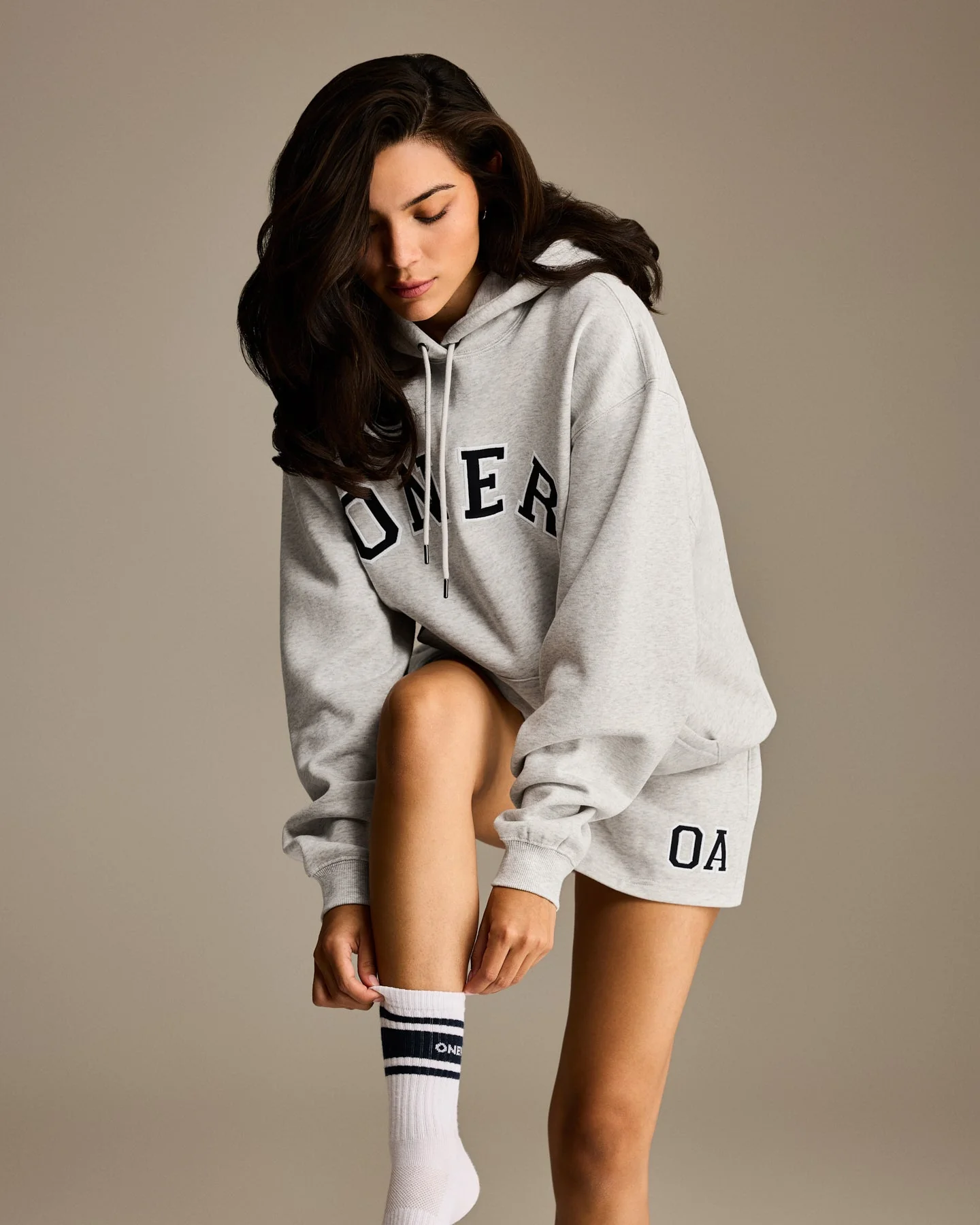 Foundations Oversized Oner Girlfriend Hoodie | Light Grey Marl - Image 2