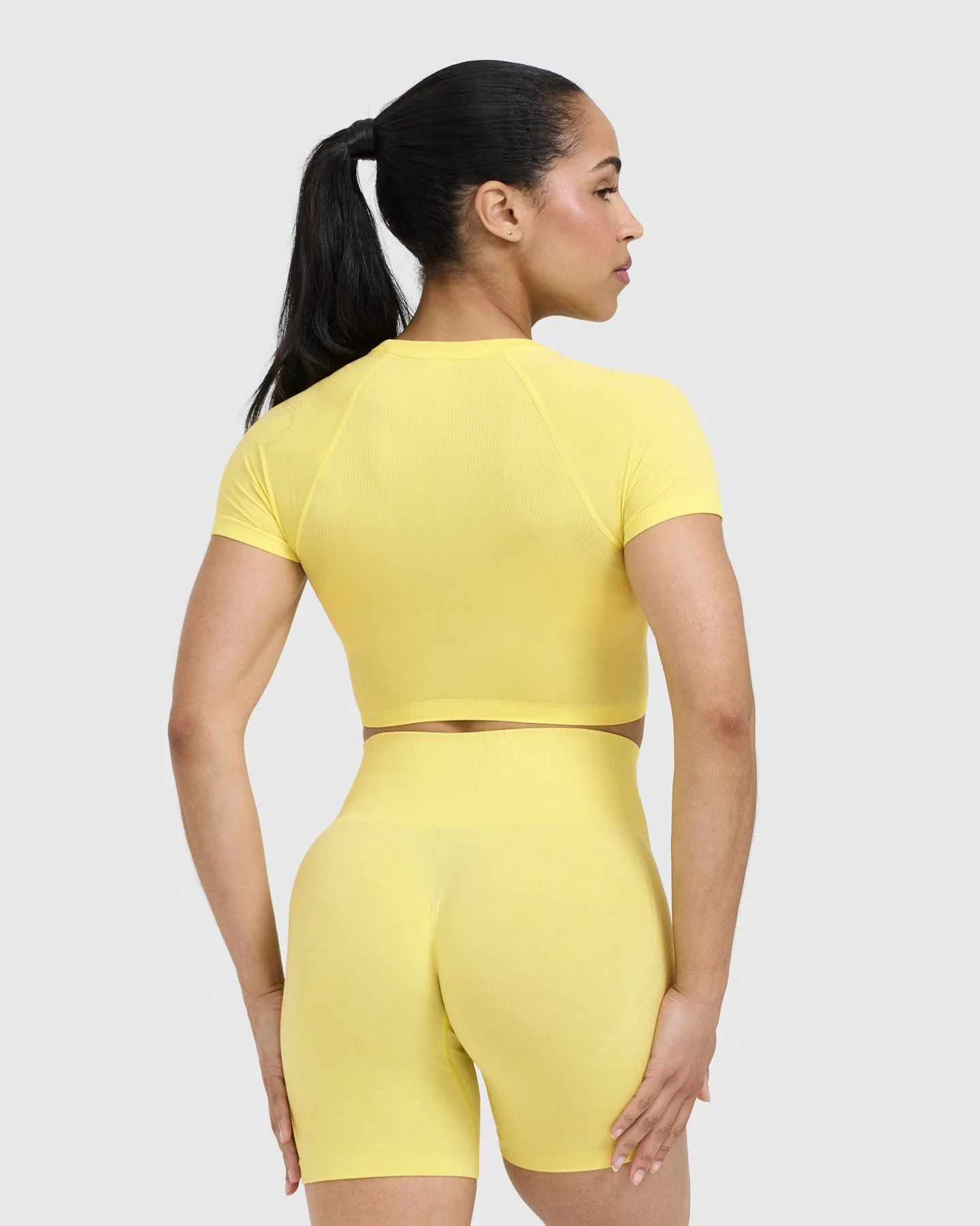 Go To Seamless Fitted Crop Top | Lemon Yellow - Image 2