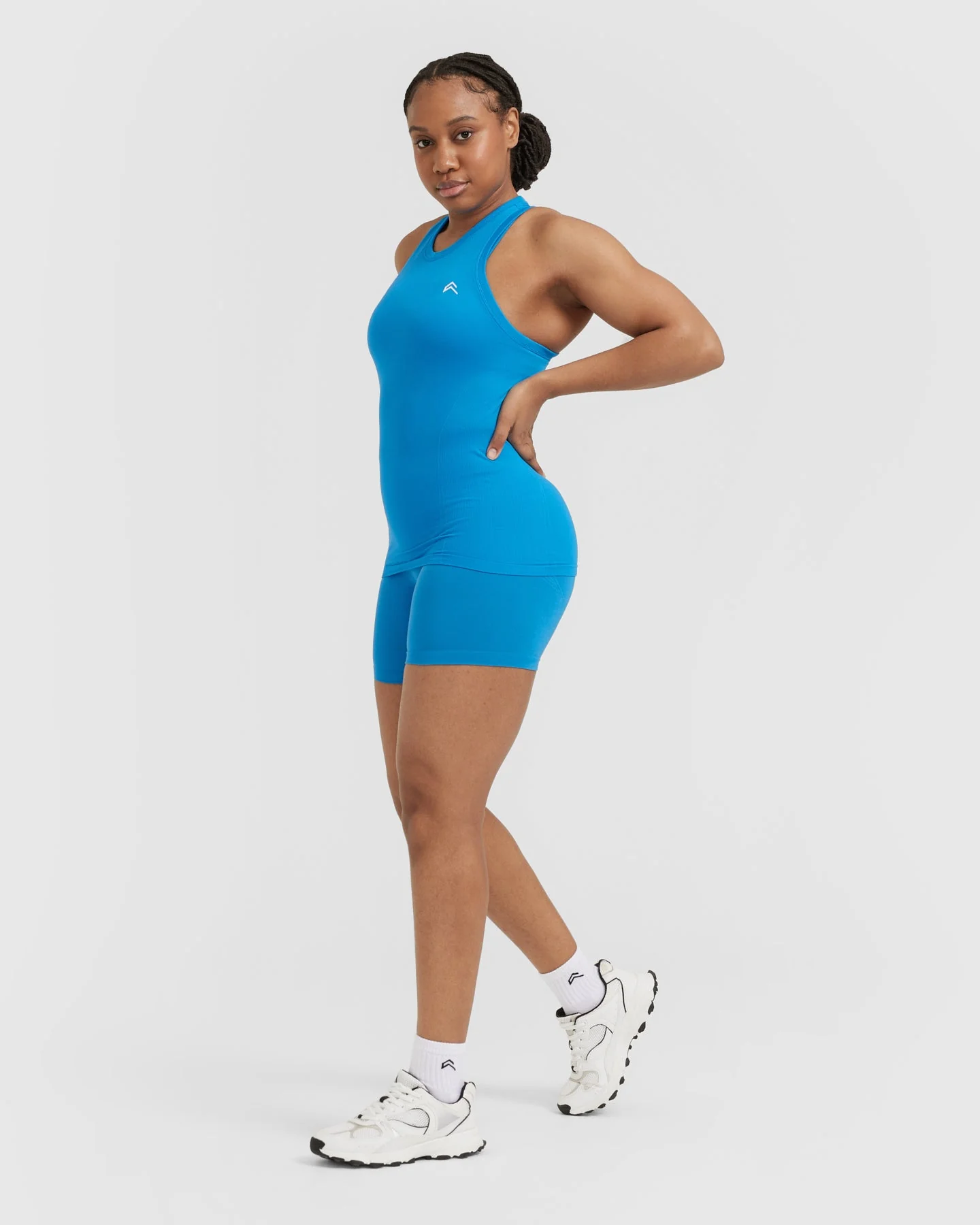 Go To Seamless Fitted High Neck Vest | Tropical Blue - Image 3