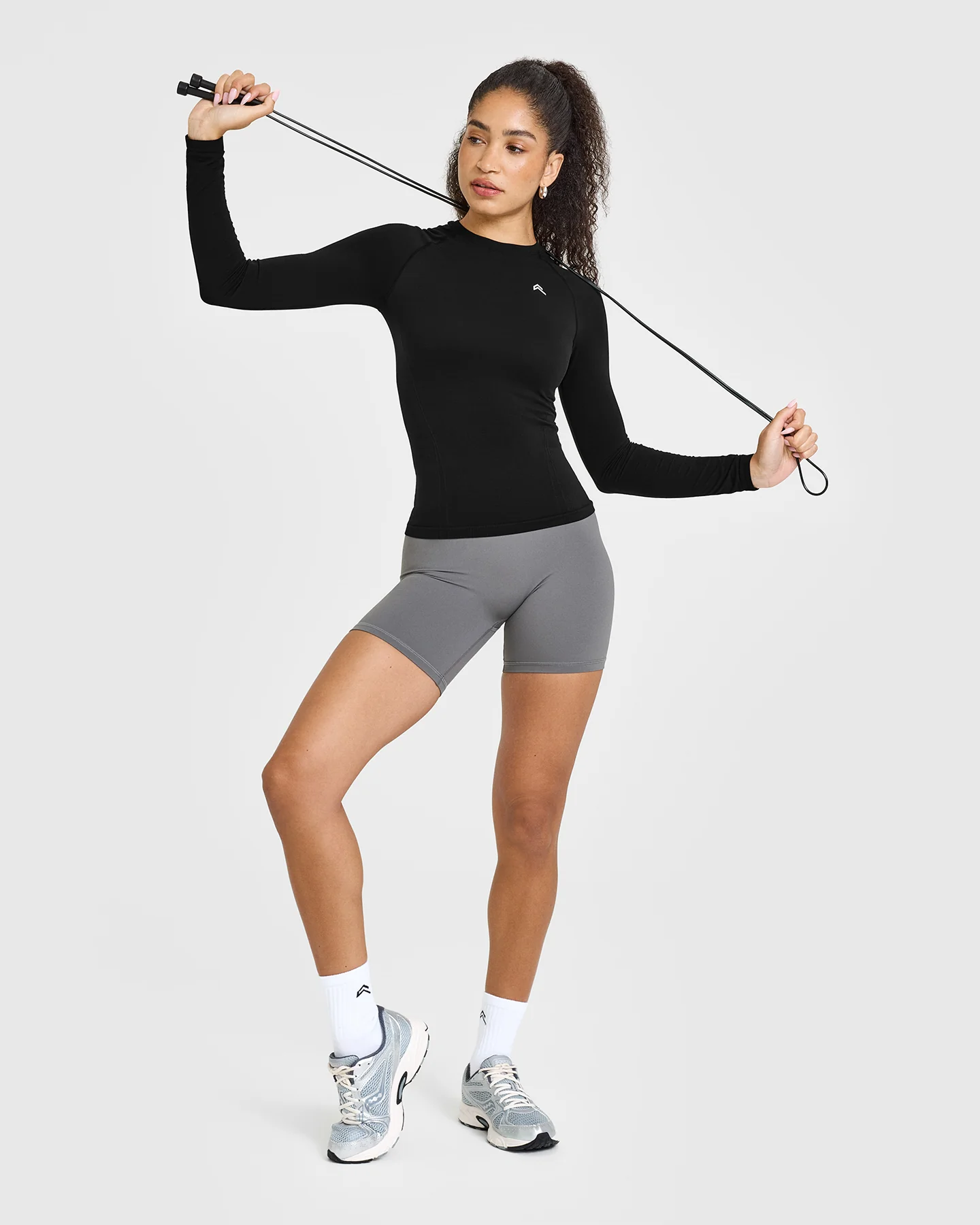Go To Seamless Fitted Long Sleeve Top | Black - Image 3