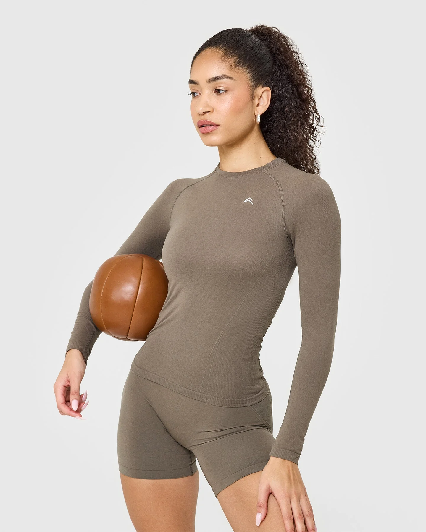 Go To Seamless Fitted Long Sleeve Top | Moss Brown - Image 3