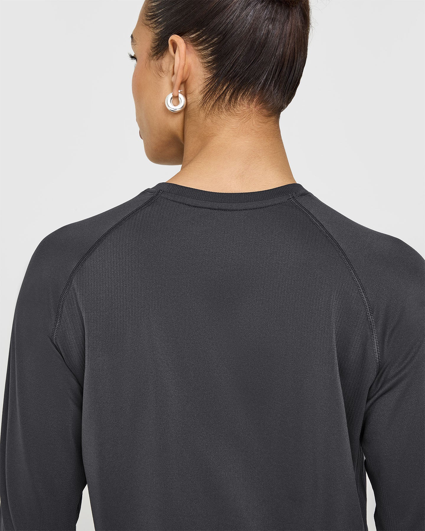 Go To Seamless Loose Long Sleeve Top | Coal - Image 4