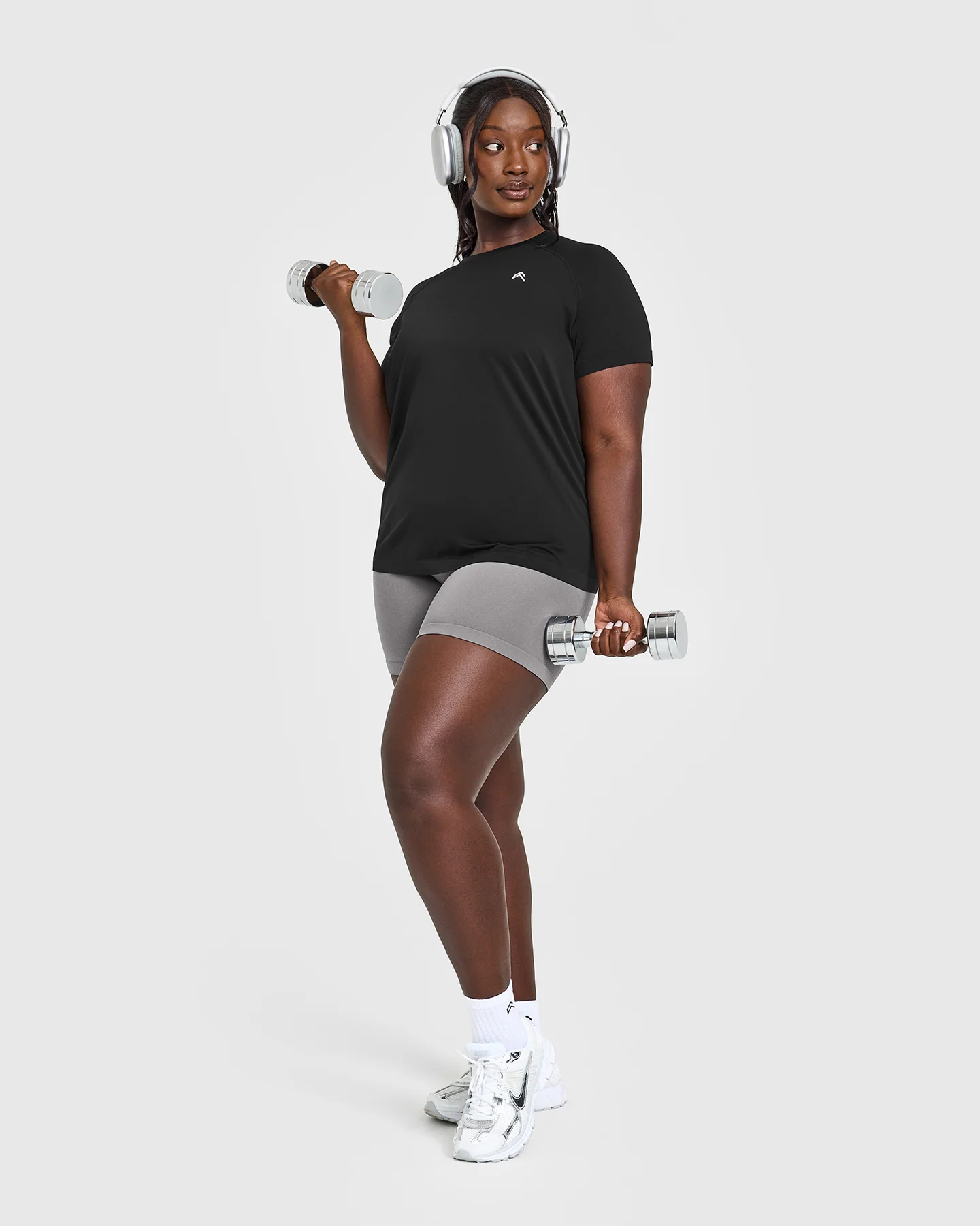 Go To Seamless Loose Top | Black - Image 3