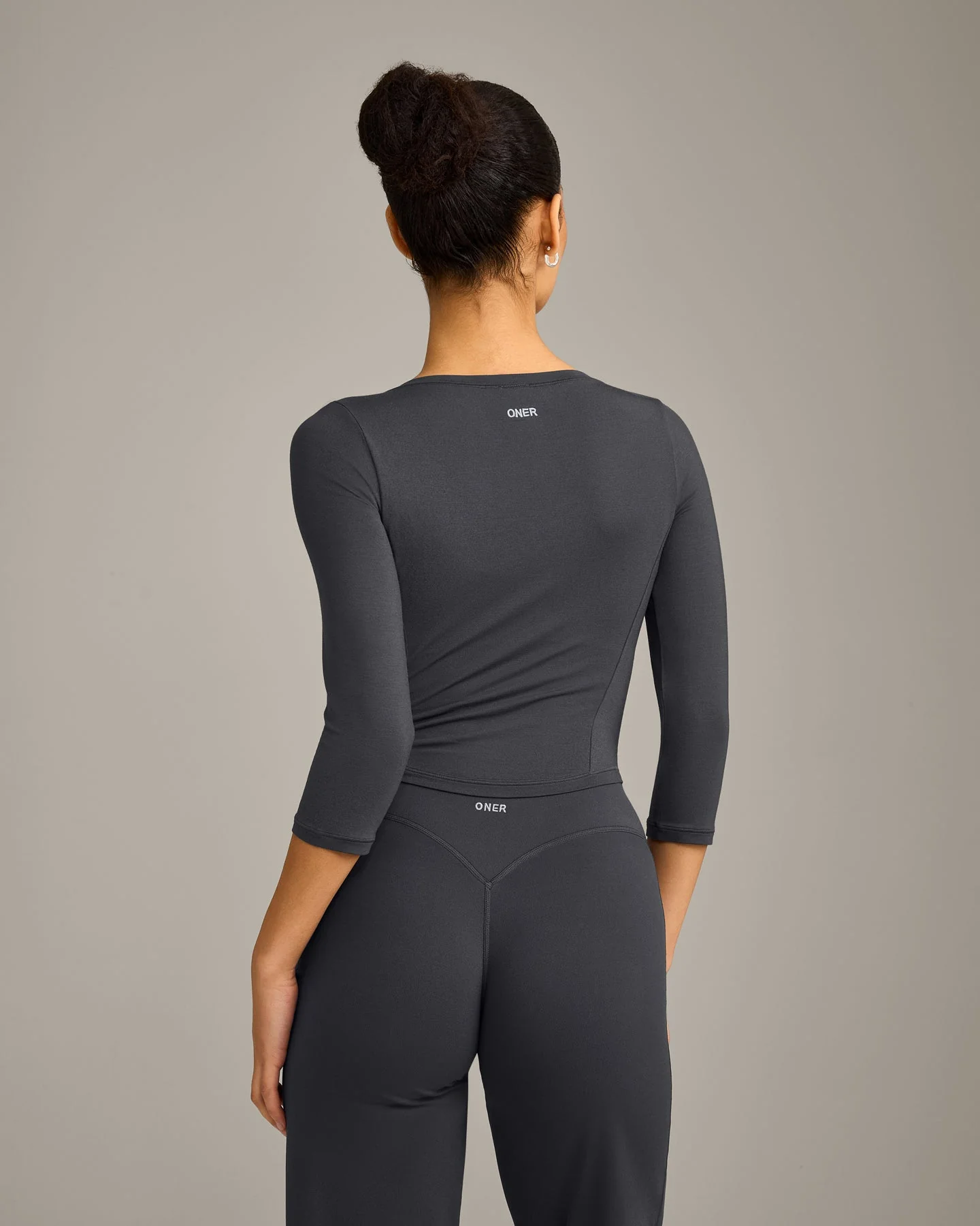 Mellow™ Motion Wide V Neck 3/4 Length Sleeve Mid Top | Coal - Image 6