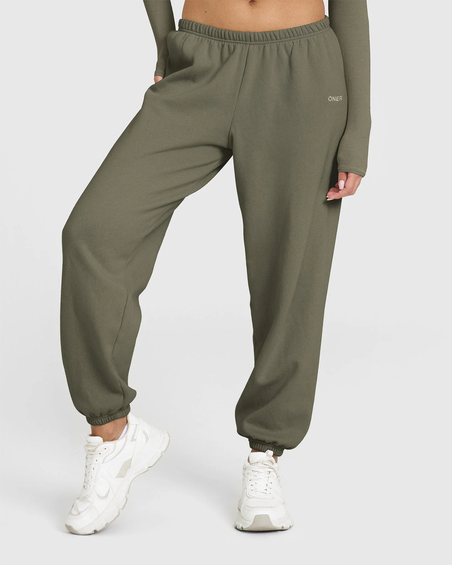 Mid Weight Joggers | Alpine Green