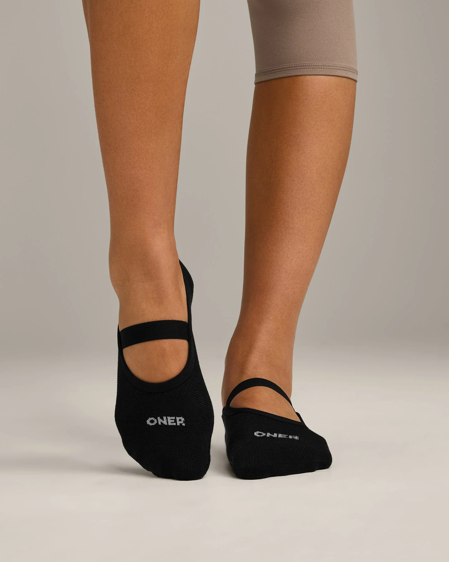 Pilates Grip Socks 1 Pack | Black - Image 3
