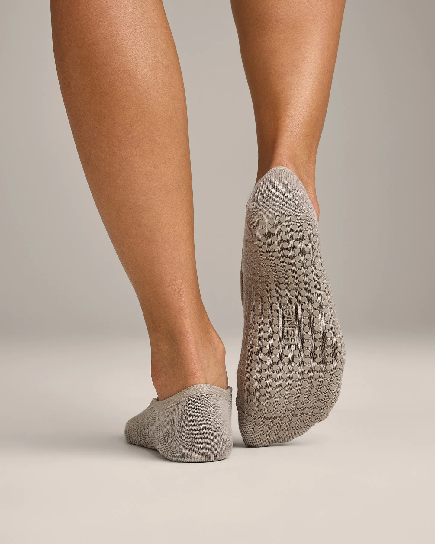 Pilates Grip Socks 1 Pack | Warm Sand - Image 4