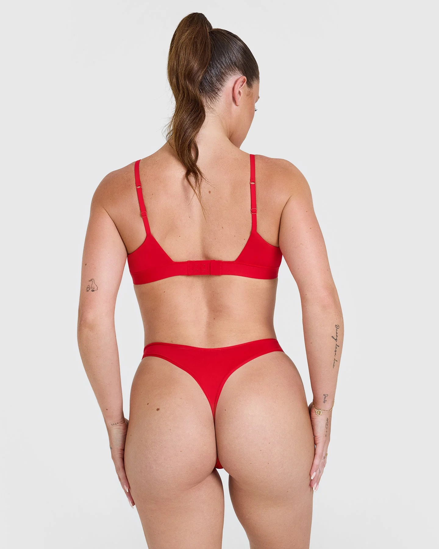 Silhouette Bralette | Muscle Mommy Red - Image 2