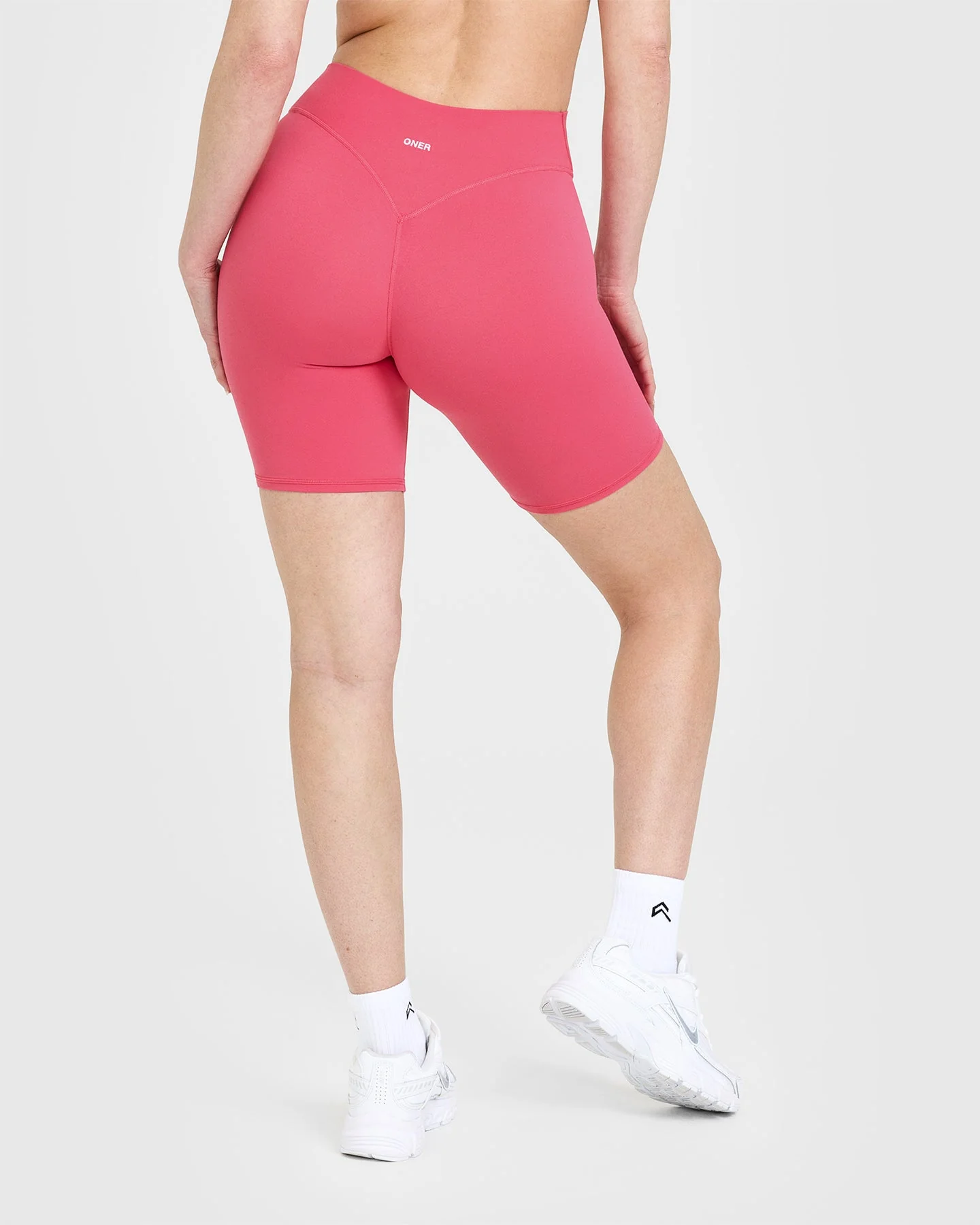 SoftMotion™ Cycling Shorts 8" with White Logo | Dark Velvet Pink