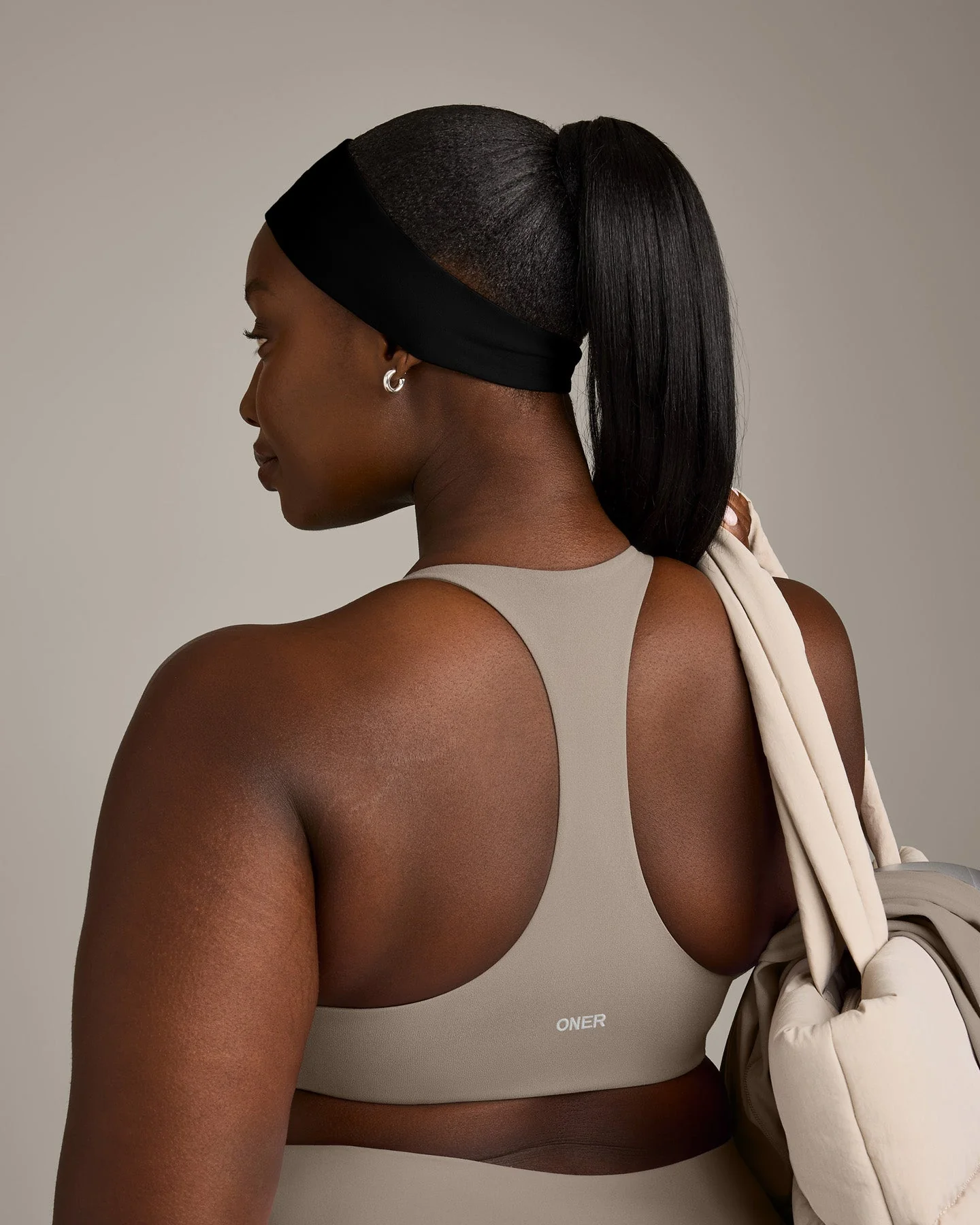 SoftMotion™ Headband with Grey Logo | Black - Image 7