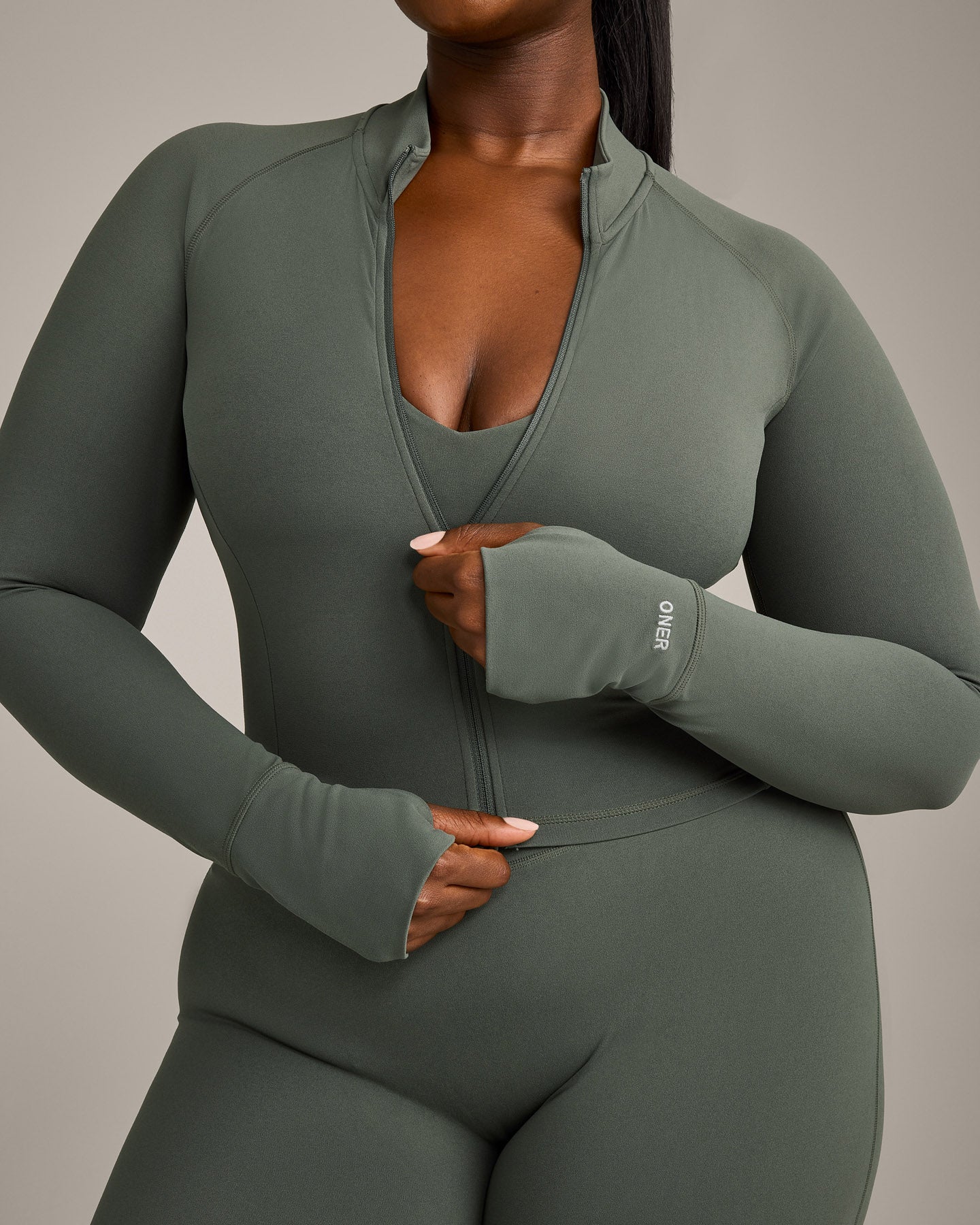 SoftMotion™ Mid Jacket with Grey Logo | Dark Khaki - Image 4