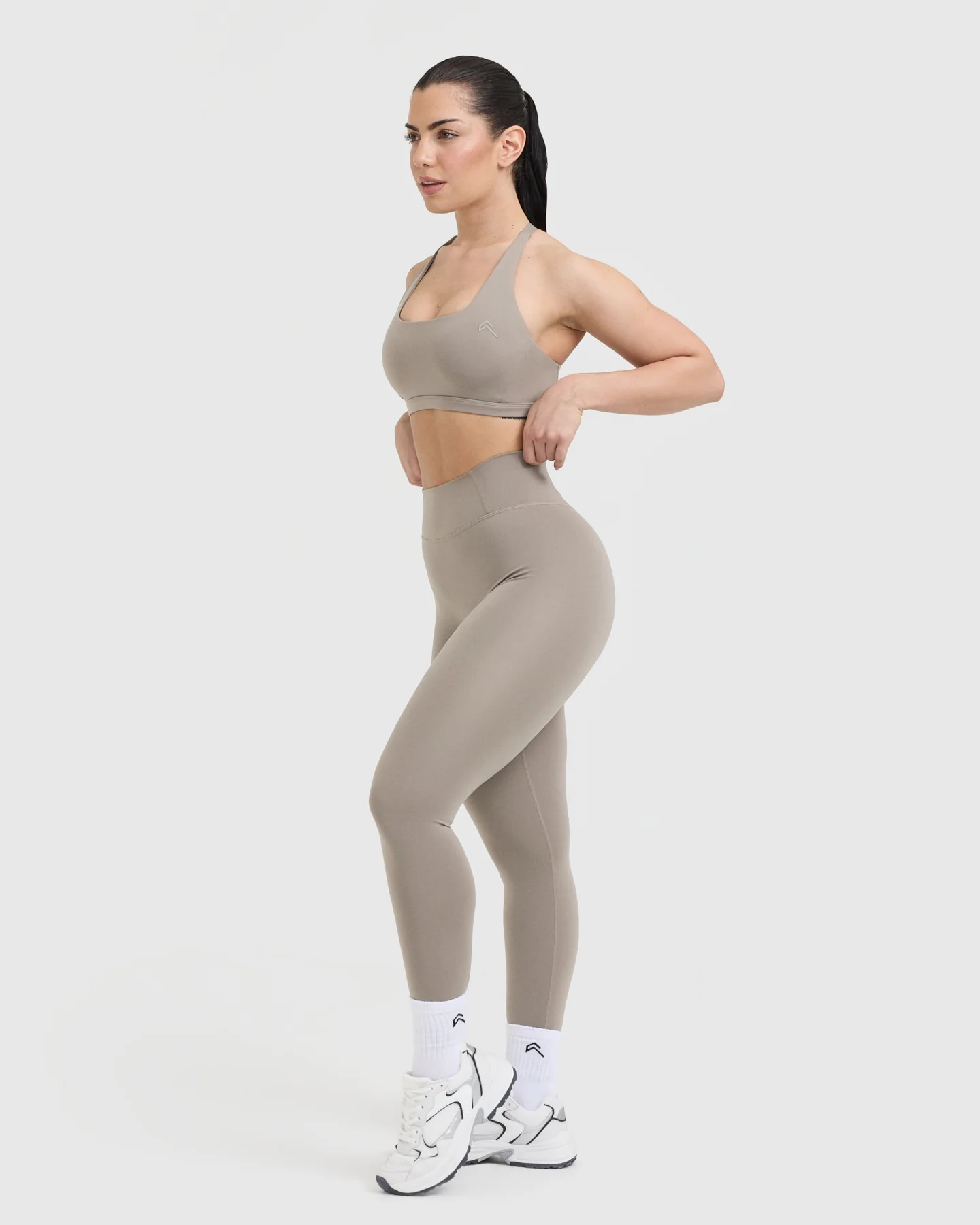Timeless Square Neck Sports Bra | Minky - Image 3