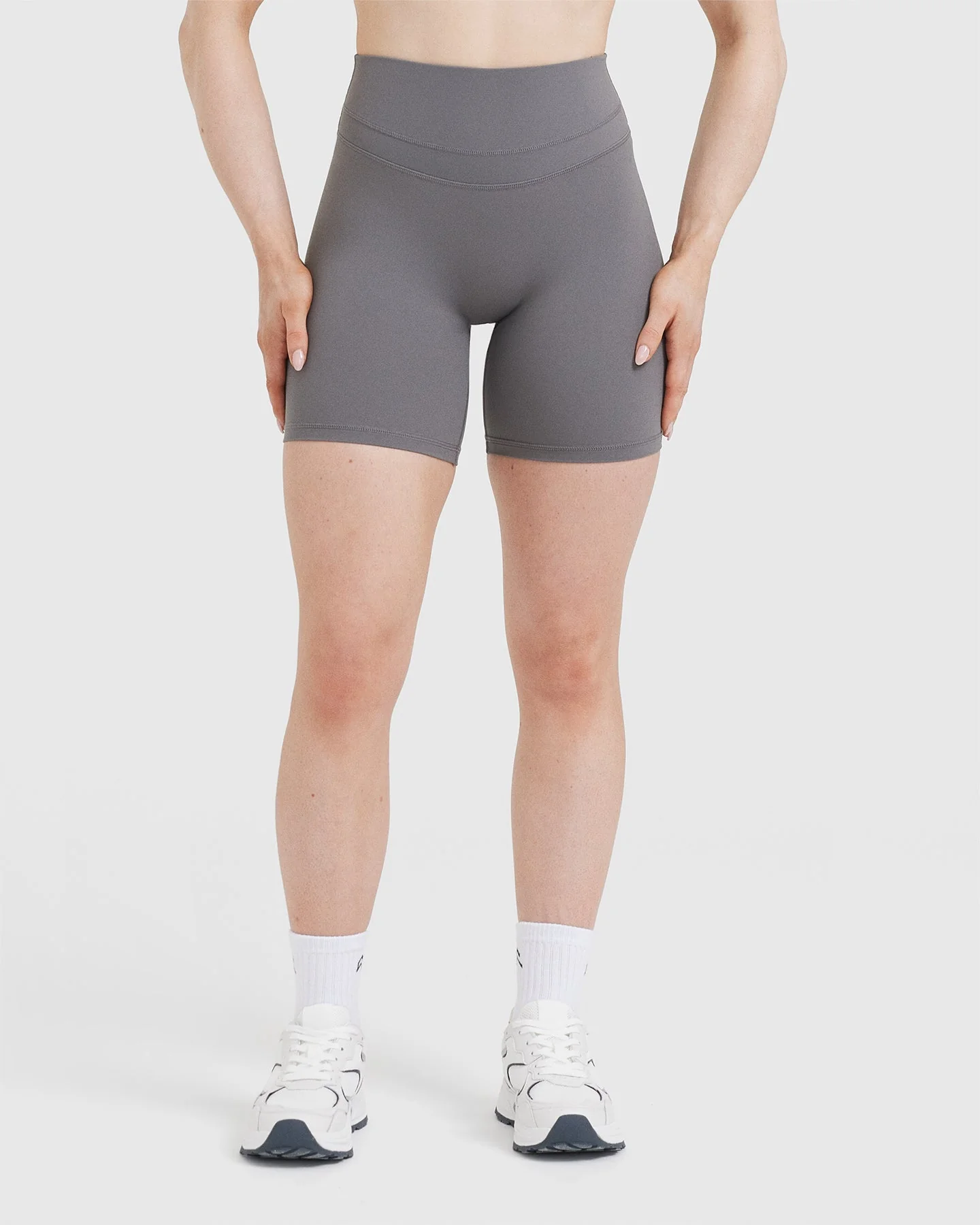 UnifiedMove™ High Waisted Shorts 6" | Ash Grey