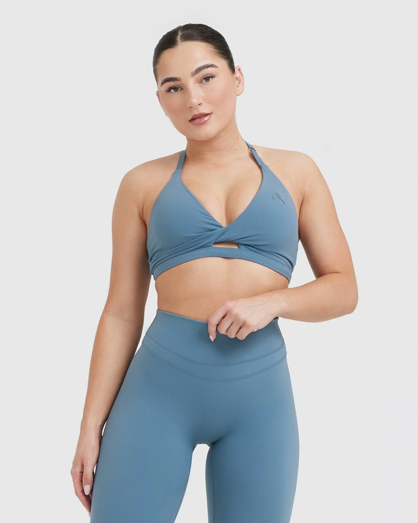 UnifiedMove™ Twist Sports Bra | Moonstone Blue