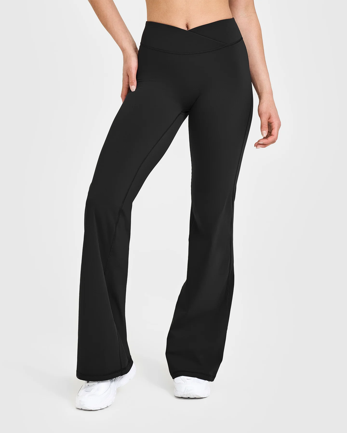 UnifiedMove™ Wrap Flared Bottoms | Black