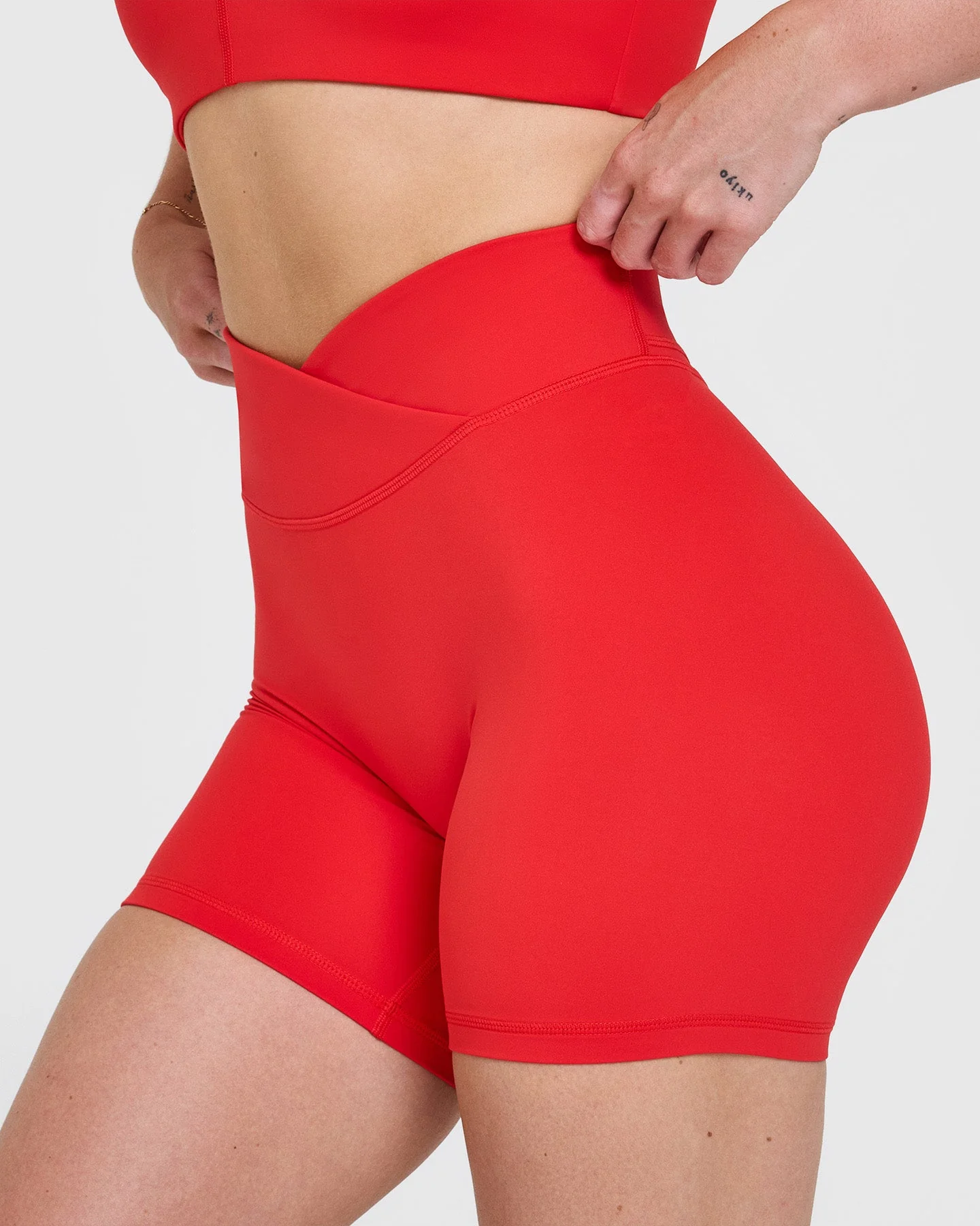 UnifiedMove™ Wrap Shorts 6" | Muscle Mommy Red - Image 4
