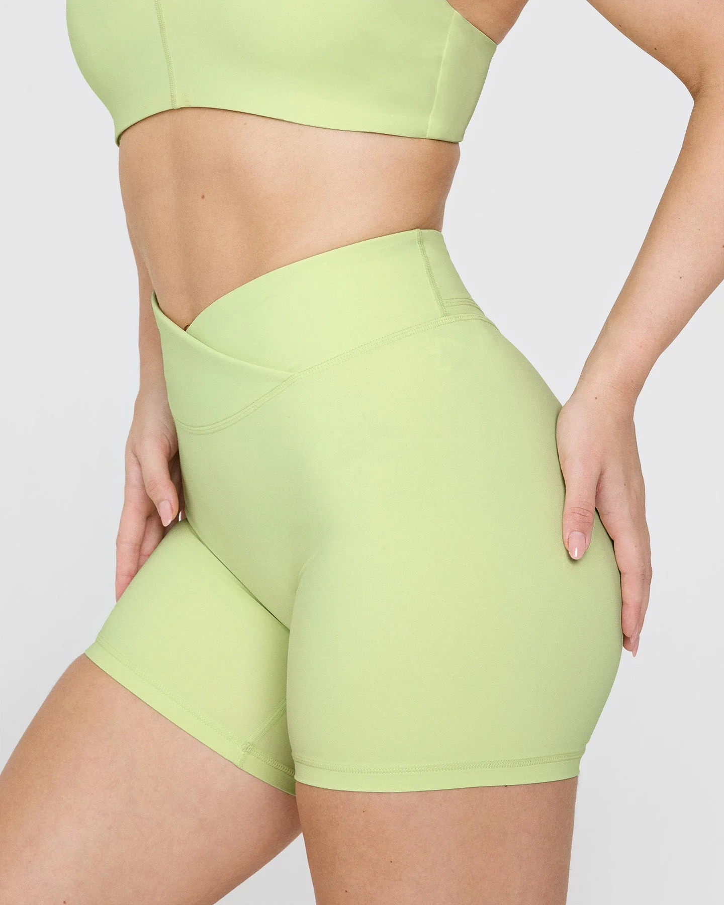 UnifiedMove™ Wrap Shorts 6" | Pump Green - Image 4